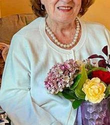 Annie "Shirley" Eves